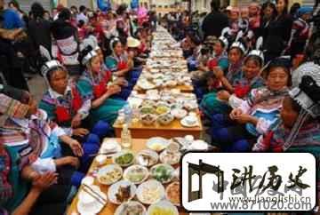 哈尼族啥时候吃长街宴？长街宴上都吃啥