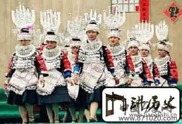 苗族服饰文化苗族人的服饰有着怎样的文化