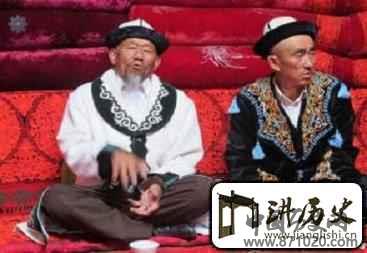 柯尔克孜族的《玛纳斯》有何叙事结构