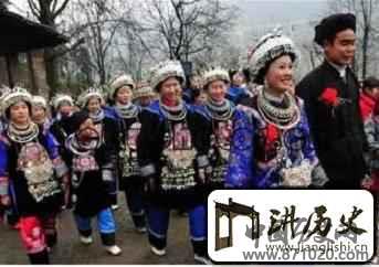 揭秘:苗族男子为何要向心仪的女子“讨糖”