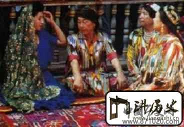 乌孜别克族服饰乌孜别克族服饰怎样搭配