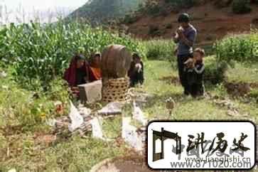 佤族在人去世后沿袭着怎样的丧葬习俗