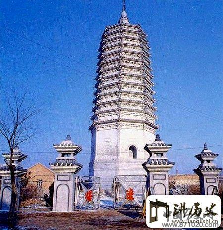 吉林长春市农安县古城内农安塔