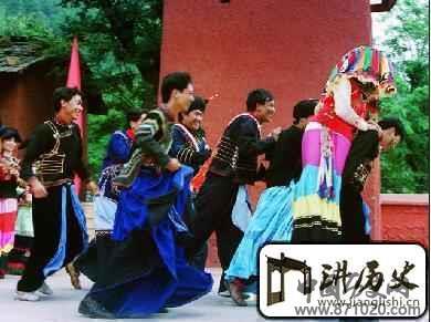 彝族习俗文化彝族的抢婚是怎么来的