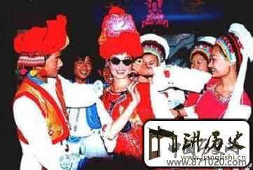 白族男女是怎样恋爱的？其结婚又有啥习俗