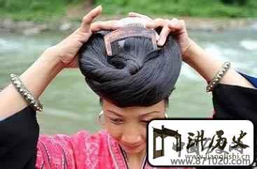 壮族男女的发式头饰有什么特点?又有何意义