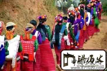 白族传奇习俗什么是白族“转山岭寻真爱”