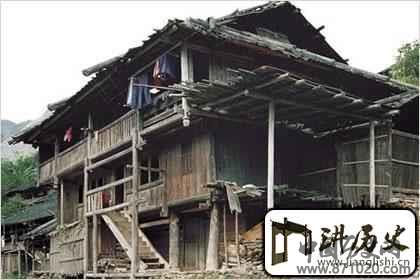 仡佬族建筑干栏式建筑的特点是什么