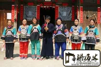 畲族服饰畲族服饰文化的历史发展和演变