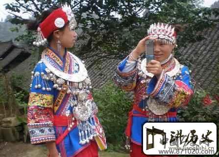 畲族服饰畲族服饰中的女装最具民族特色