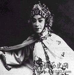 京剧花旦筱翠花的
