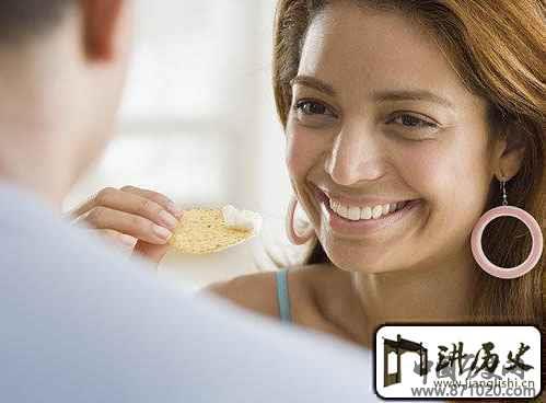 约会时的餐饮礼仪有哪些？