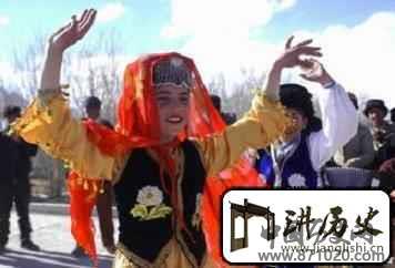 塔吉克族的日常习俗包括哪些方面