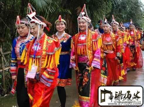 畲族服饰畲族的服饰有什么特点