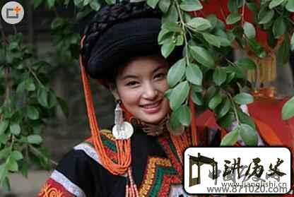 彝族介绍彝族是一个有独特文化特色的民族