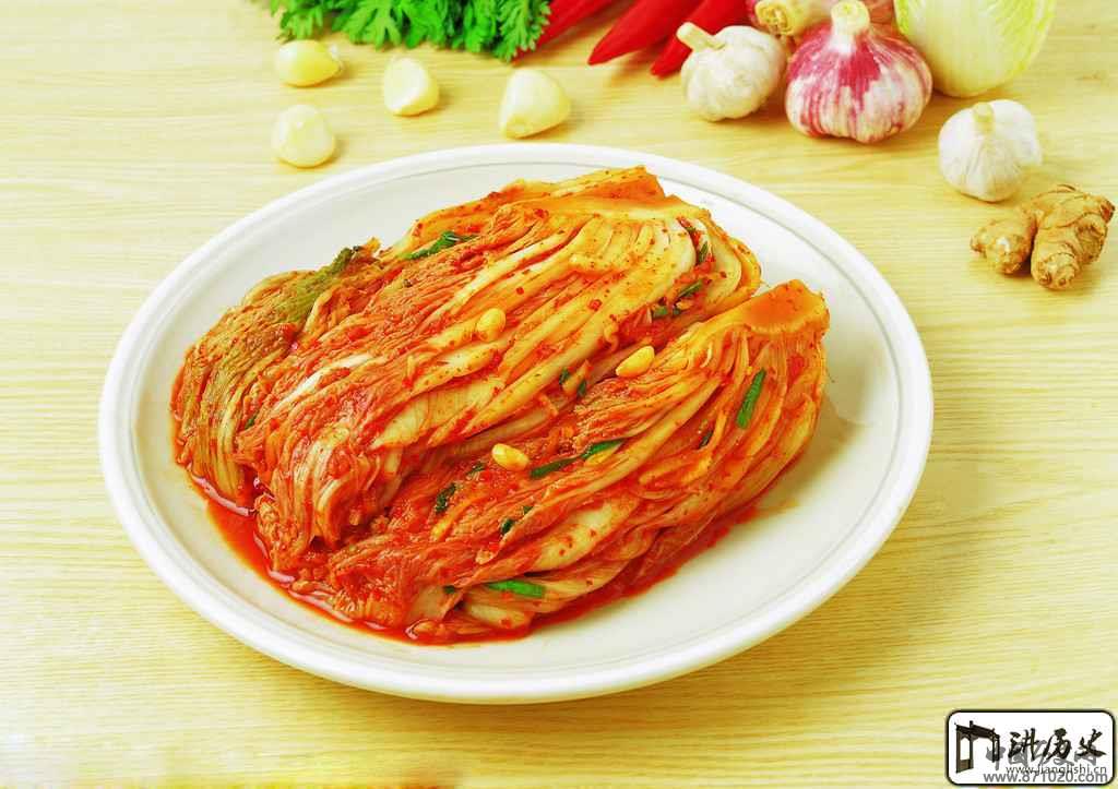 韩国美食三绝之泡菜米糕烤排骨