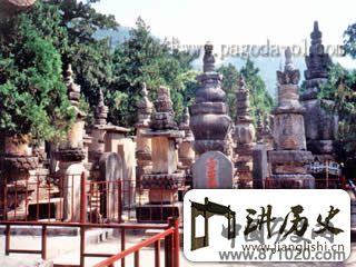 山东灵岩寺塔林