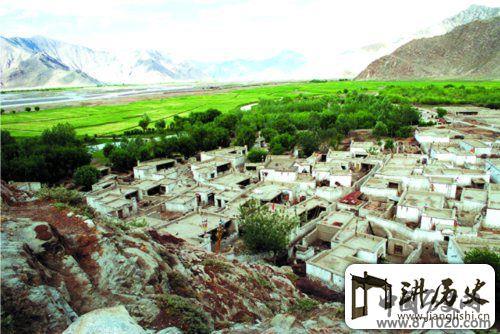 高原渔村的奇特婚俗