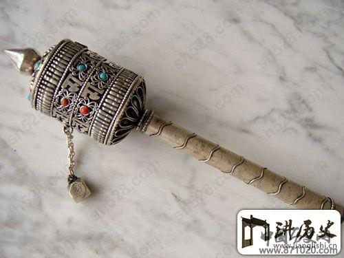 虔诚的“如意宝珠”——转经筒