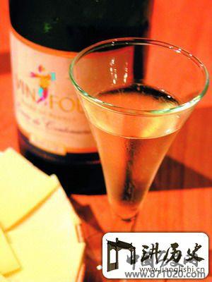 汝拉黄葡萄酒的起源-酒知识，酒文化，酒品评，酒友家园！-闻酒知香