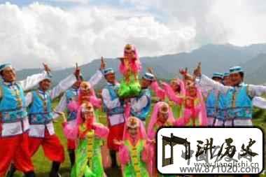 揭秘打堡垒：俄罗斯族最有趣的体育活动