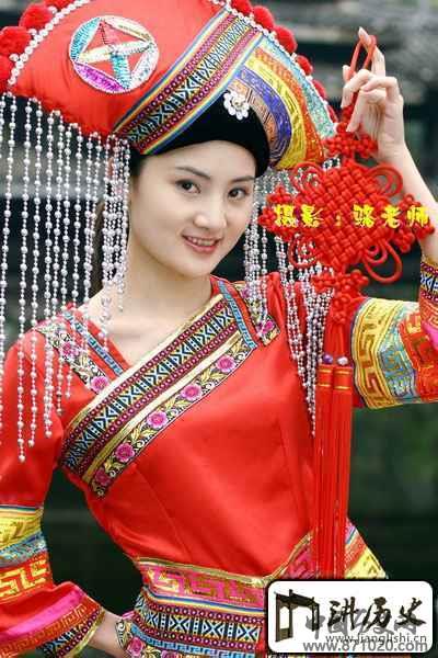 壮族