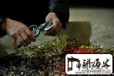 苗族早期的医药活动为何会与巫术相结合