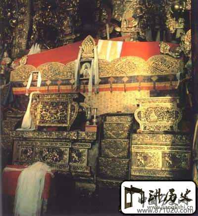 萨迦寺经幢是什么时候建的？萨迦寺经幢简介